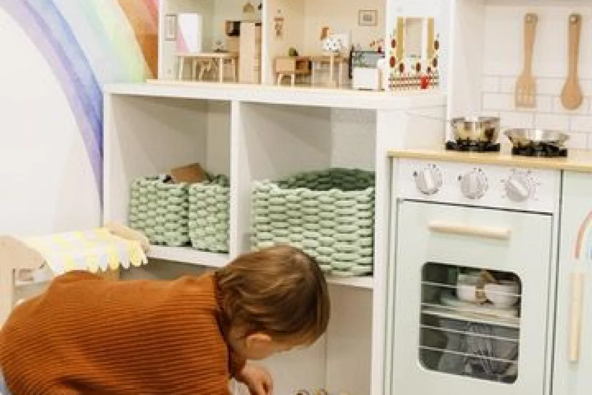 Main play area overview showing happy children and relaxed parents